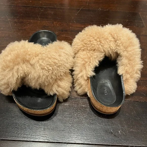 Chloè Kerenn shearling flat sandals - Picture 5 of 13